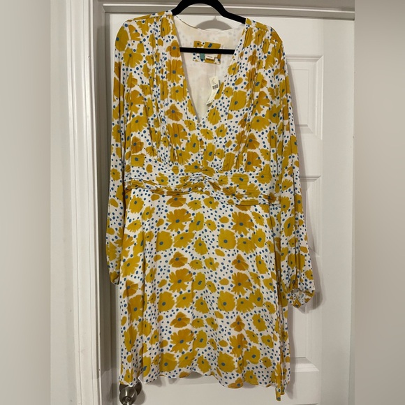 Anthropologie Dresses & Skirts - Anthropologie Yellow White Floral Mini Dress